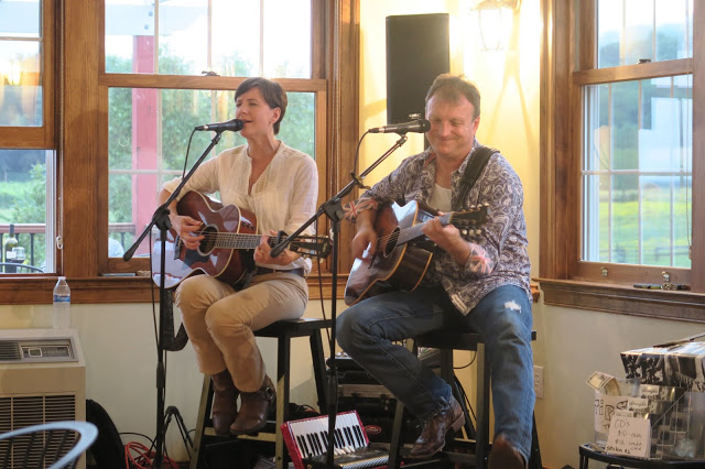 Friends vs. Acquaintances ?